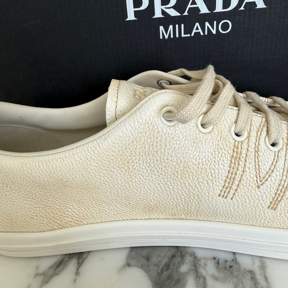 Prada Milano 2EE448 Mens White Pebbled Leather Low Top Sneakers, UK 10 - Picture 4 of 16